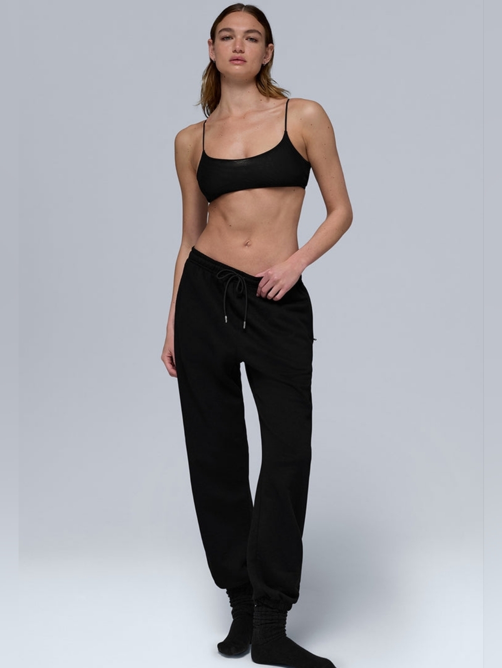 Alo Yoga Chill Sweatpant - Black, Large